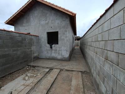 Casa para Venda, em Itanhaém, bairro Balneário Gaivota, 2 dormitórios, 1 banheiro, 2 vagas