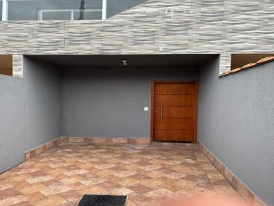 Casa Sobreposta para Venda, em Praia Grande, bairro Maracanã, 2 dormitórios, 1 banheiro, 1 suíte, 2 vagas