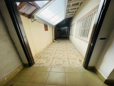 Casa para Venda, em Itanhaém, bairro Praia dos Sonhos, 3 dormitórios, 1 banheiro, 3 vagas