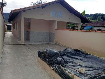 Casa para Venda, em Itanhaém, bairro Santa Terezinha, 2 dormitórios, 2 banheiros, 1 suíte, 2 vagas